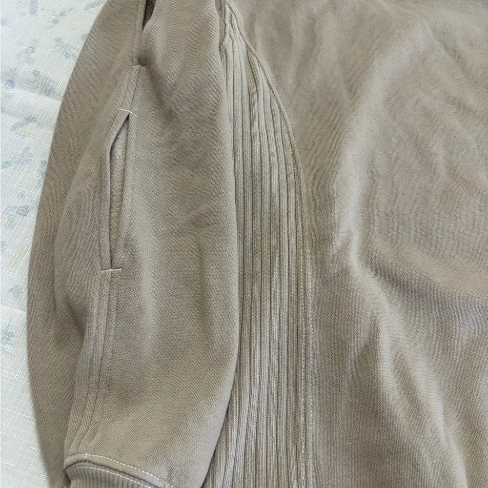 Aerie Keyhole Sleeve Sweatshirt - Picture 2 of 10